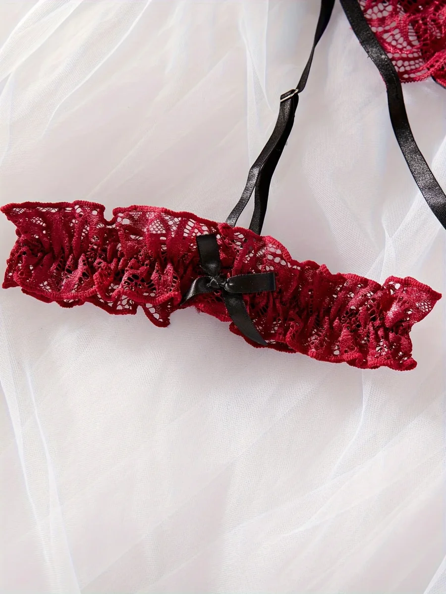 Ensemble de Lingerie en Dentelle avec Jarretières – Image 5
