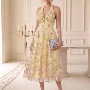 Robe d'Invité de Mariage Ligne A/Princesse à Col Licou, Longueur Thé, avec Appliques & Dentelle