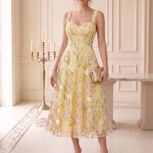 Robe d'Invité de Mariage A-Ligne Col Cœur Sans Manches Longueur Thé avec Appliques et Dentelle