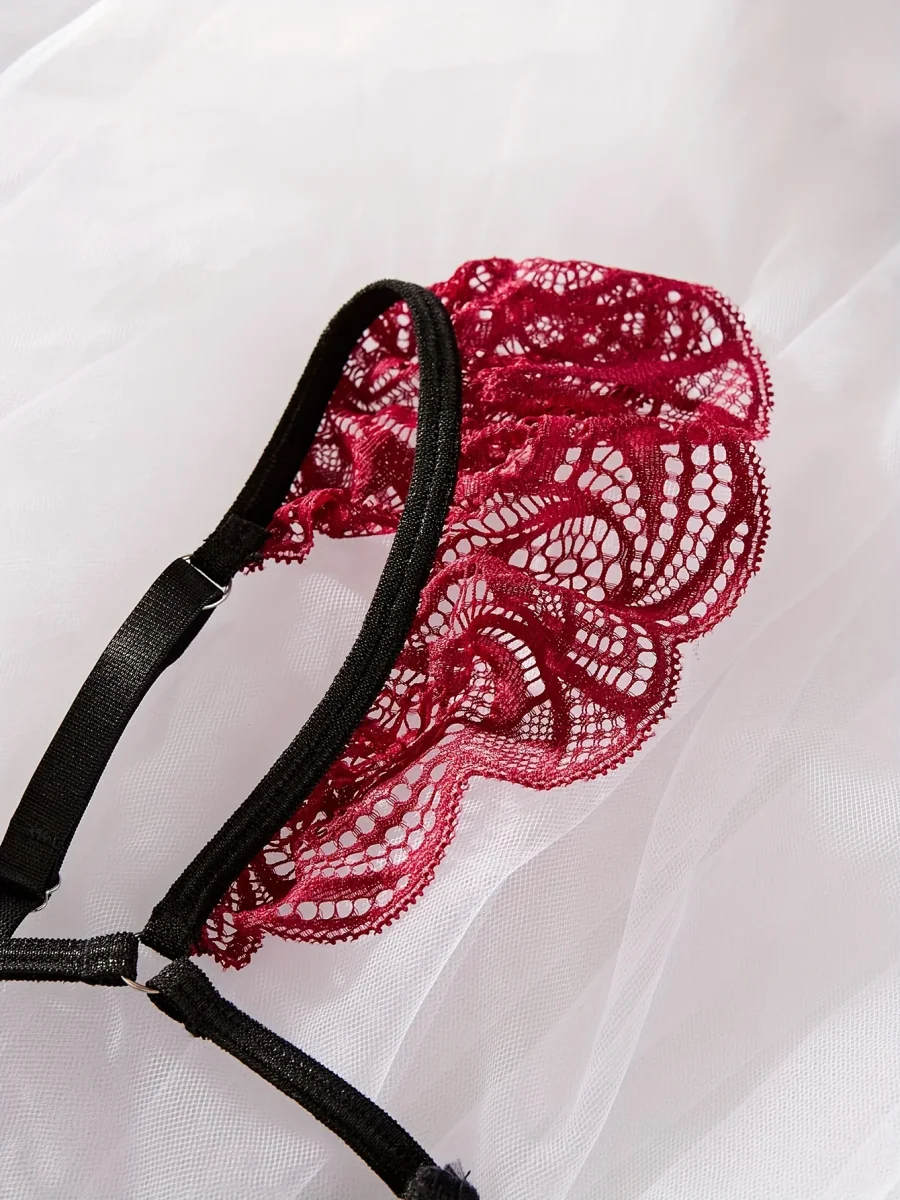 Ensemble de Lingerie en Dentelle avec Jarretières – Image 4