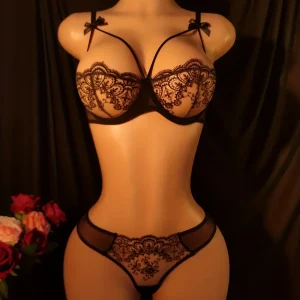 Lingerie Dentelle Coupe Ouvert
