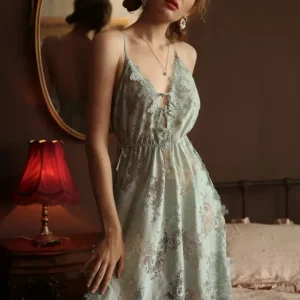 Nuisette Sexy Mi-Longue