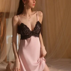 Douce Nuisette en Dentelle